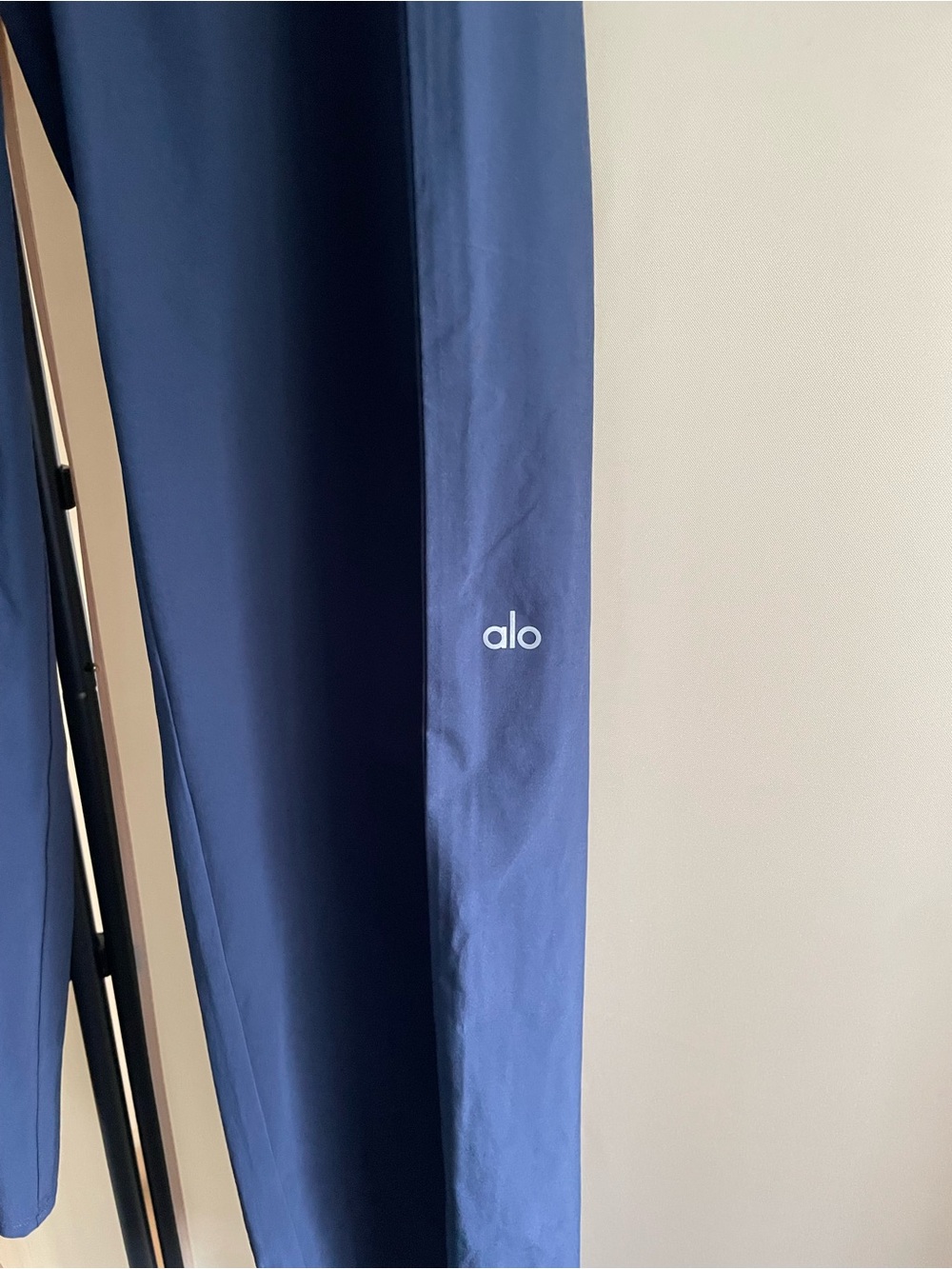 ALO Suit Up Trouser (regular) - Picture 6 of 12